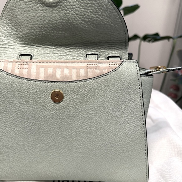 Kate Spade top handle purse with shoulder strap - Picture 7 of 11